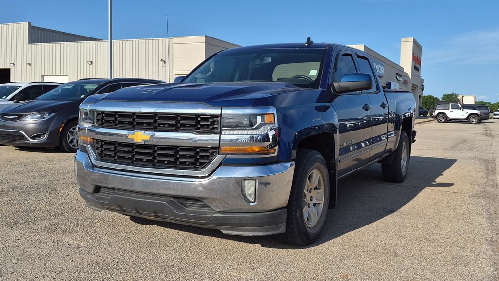 Used 2017 Chevrolet Silverado 1500 LT w/ All Star Edition RWD image 6