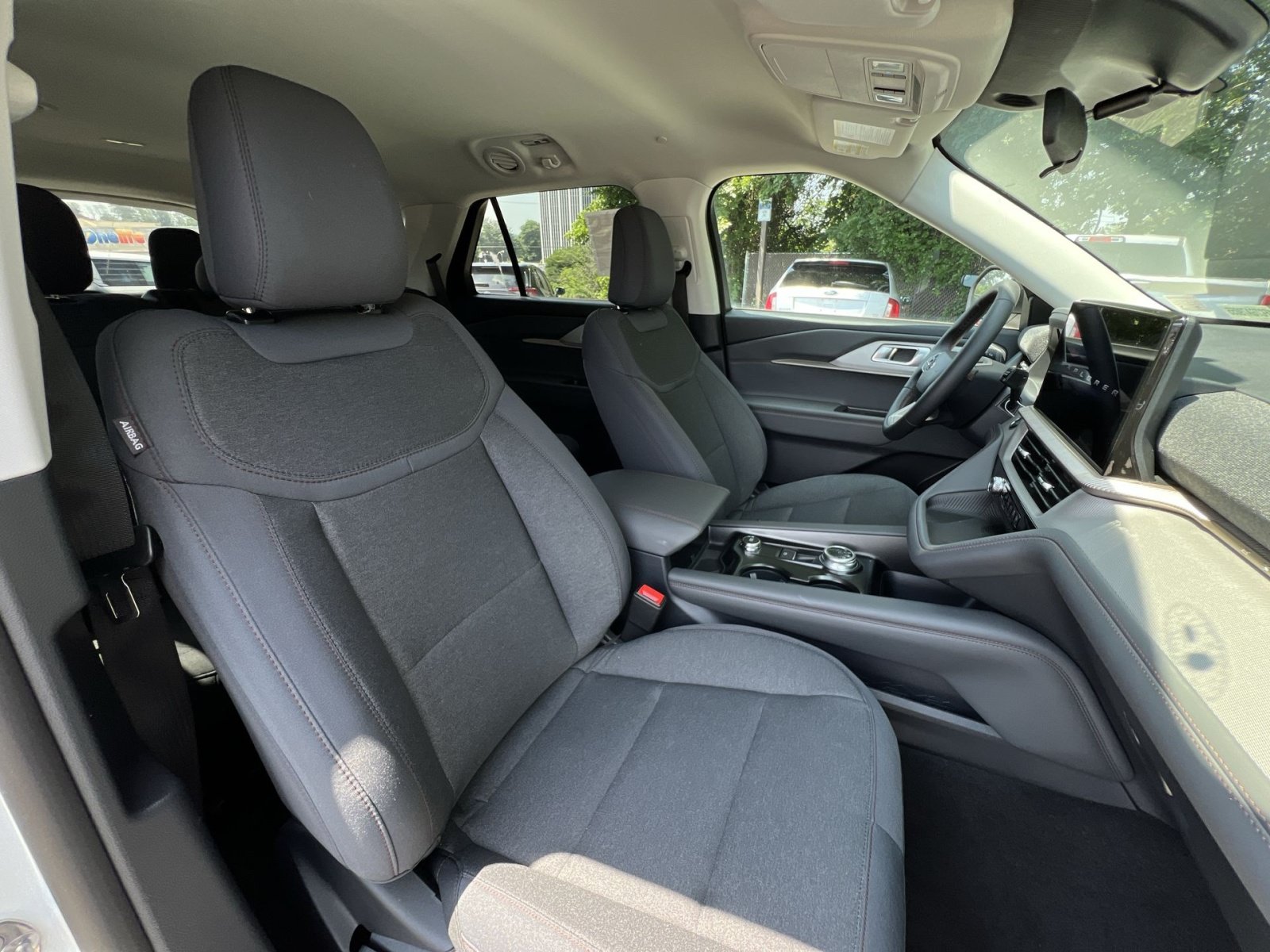 New 2026 Ford Explorer Active AWD/4WD image 27