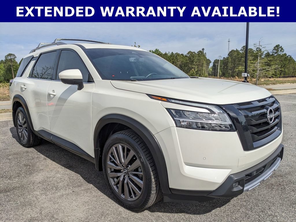 Used 2024 Nissan Pathfinder SL w/ SL Premium Package FWD image 13