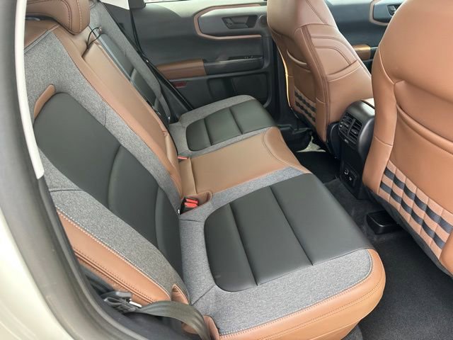 Used 2024 Ford Bronco Sport Outer Banks w/ Tech Package AWD/4WD image 9