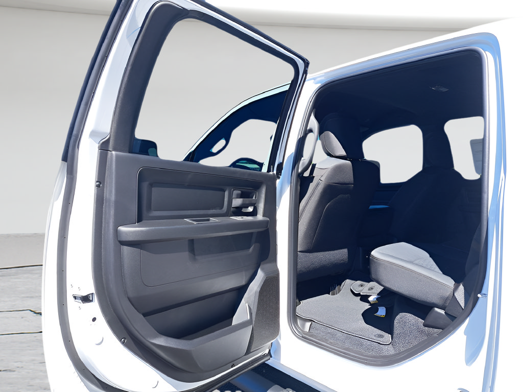 New 2026 RAM 2500 Tradesman AWD/4WD image 26