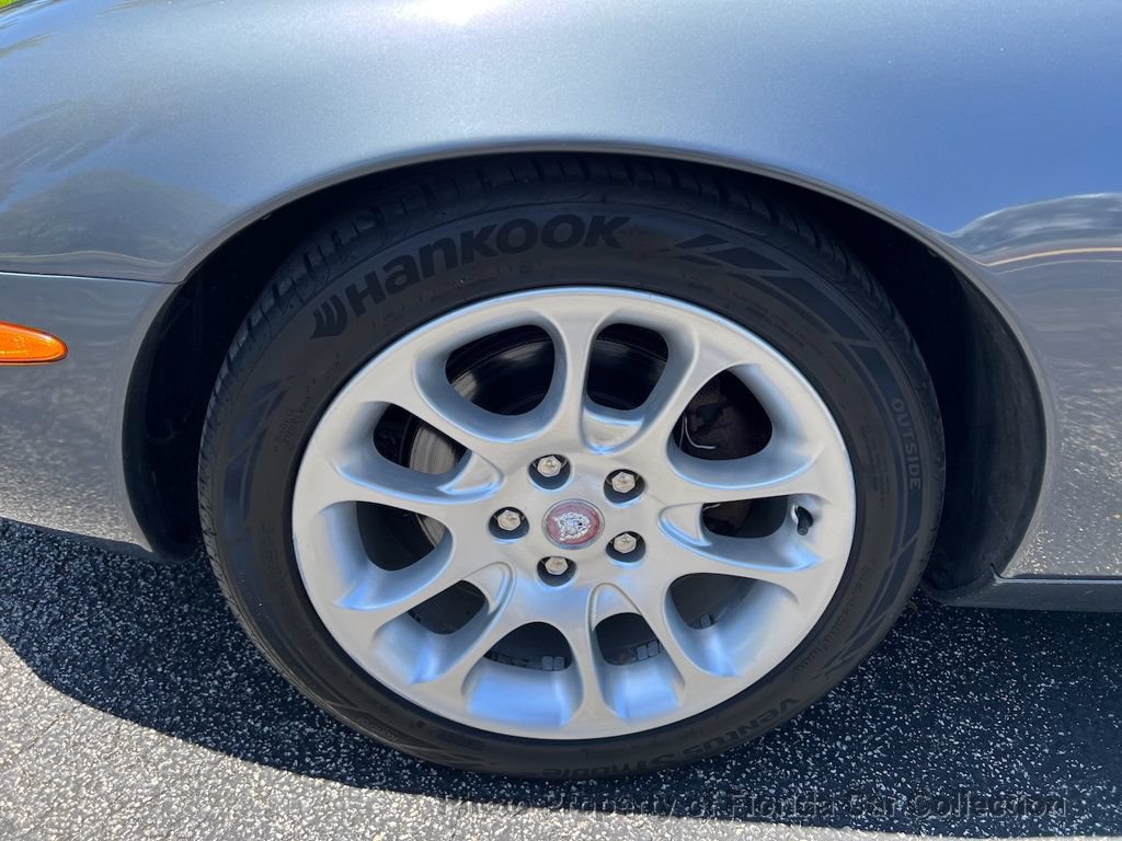 Used 2001 Jaguar XKR Convertible RWD image 83