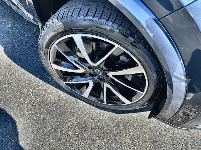 Used 2023 Volvo XC90 B5 Plus w/ Protection Package AWD/4WD image 19