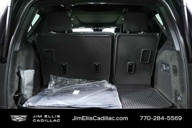 Certified 2026 Cadillac Escalade Luxury AWD/4WD image 25