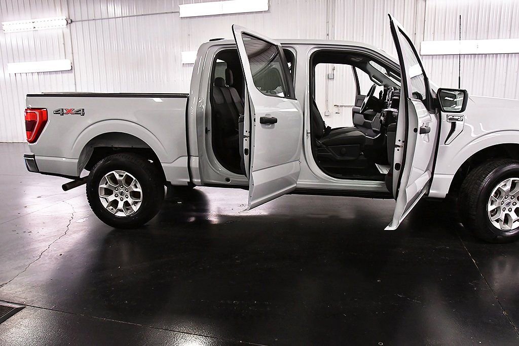 Used 2023 Ford F150 XLT image 32