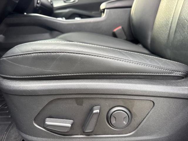 Used 2022 Kia Sorento S FWD image 13