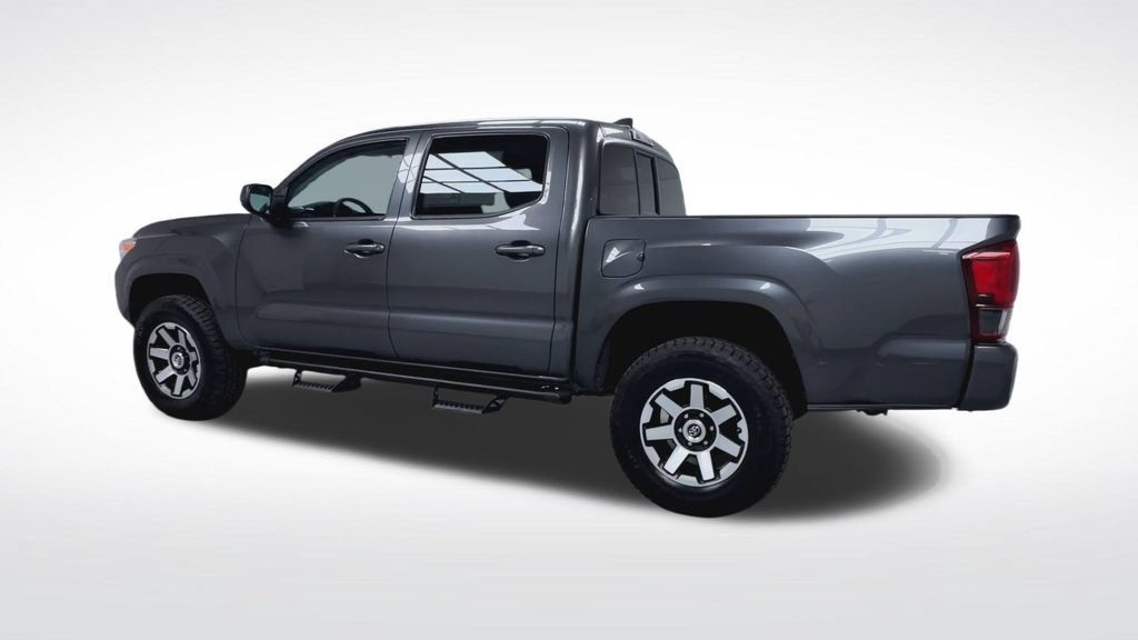 Used 2021 Toyota Tacoma SR AWD/4WD image 6