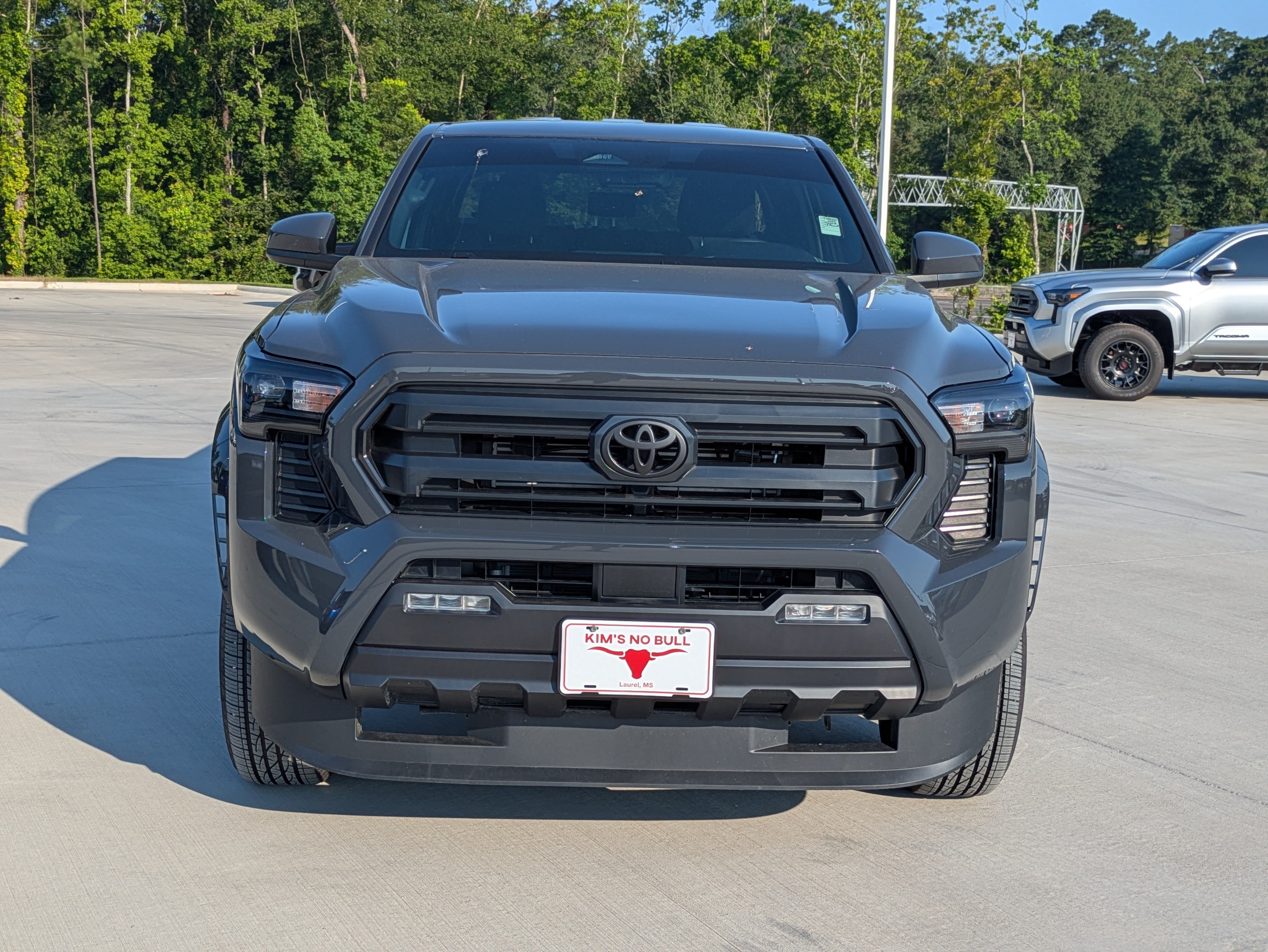 Certified 2025 Toyota Tacoma SR5 AWD/4WD image 8