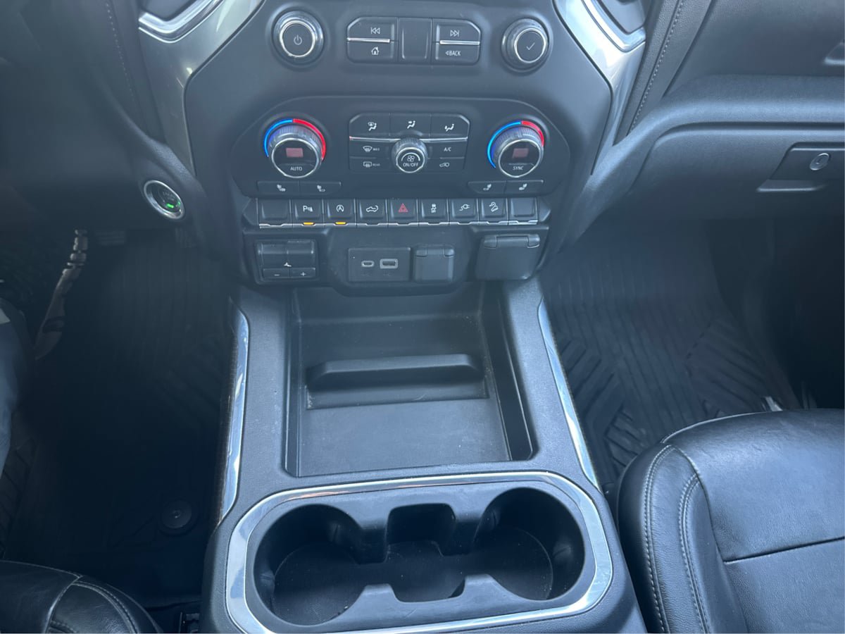 Used 2020 Chevrolet Silverado 1500 LT Trail Boss AWD/4WD image 16
