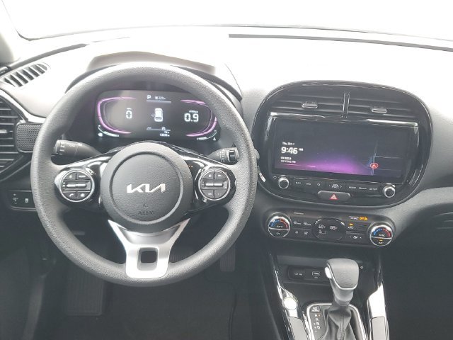 Certified 2024 Kia Soul S FWD image 13