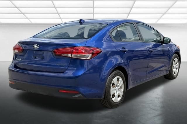 Used 2017 Kia Forte LX FWD image 12