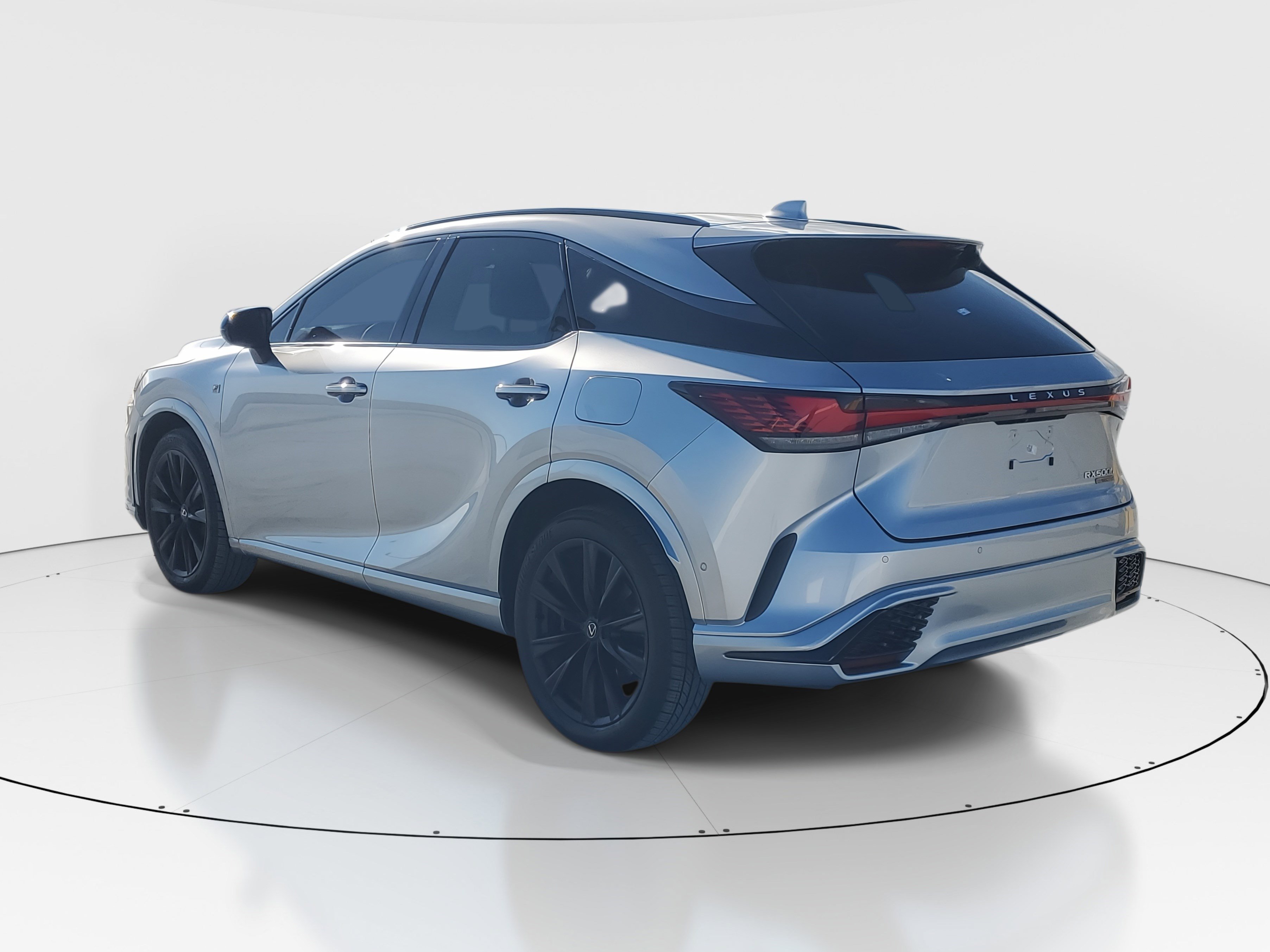 Used 2024 Lexus RX 500h F Sport image 5