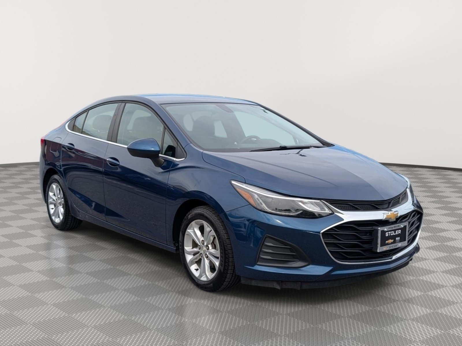 Used 2019 Chevrolet Cruze LT w/ Convenience Package FWD image 7