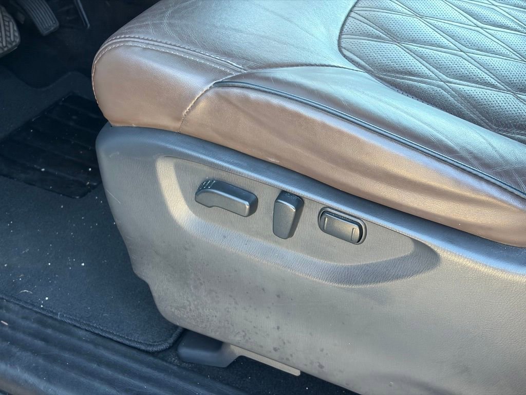 Certified 2023 Nissan Armada Platinum w/ Captain's Chairs Package image 14