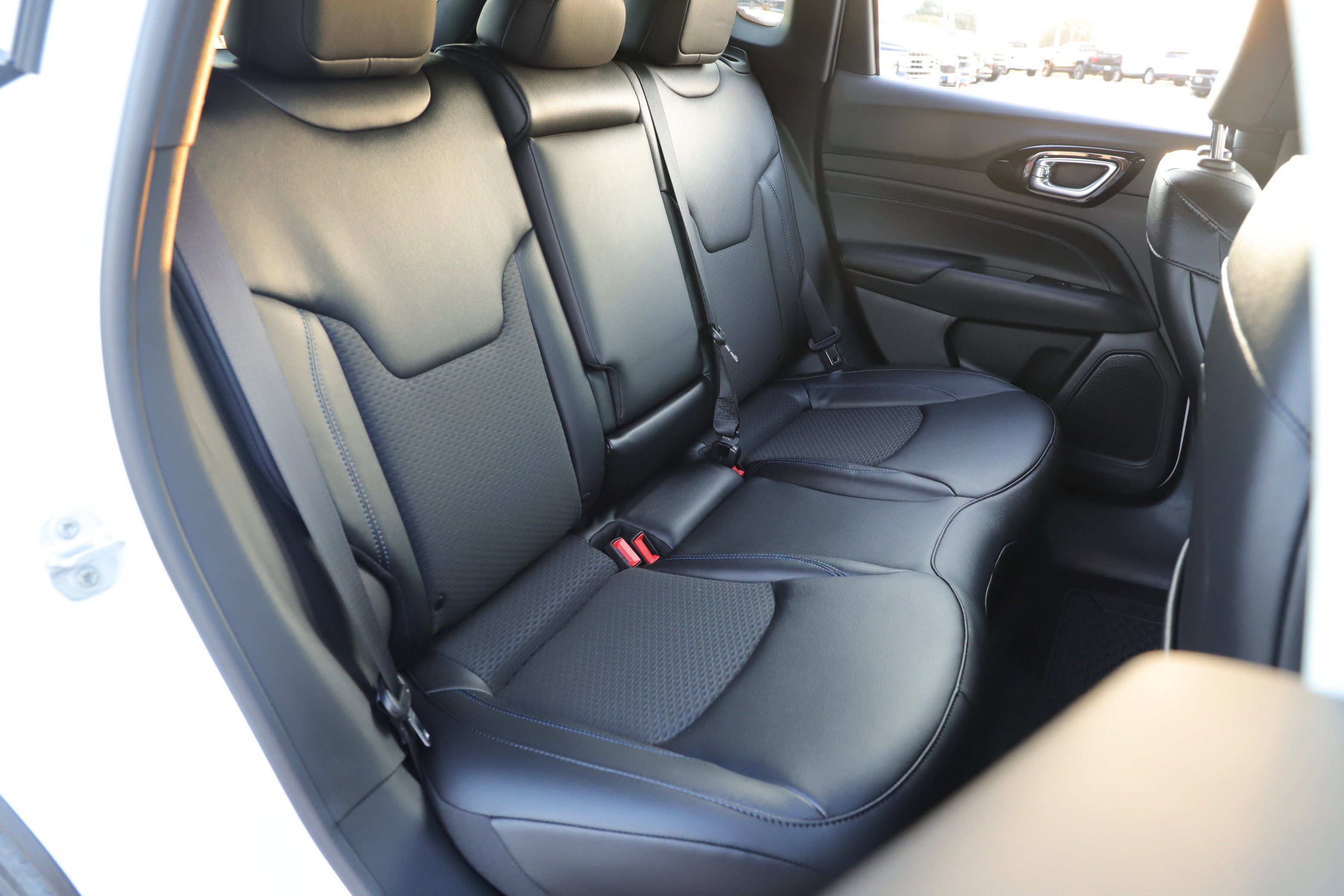 New 2026 Jeep Compass Latitude image 27