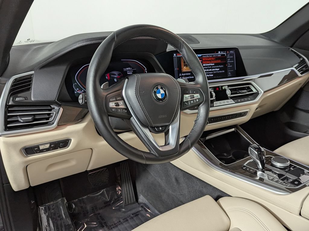 Used 2022 BMW X5 xDrive40i w/ Premium Package AWD/4WD image 15