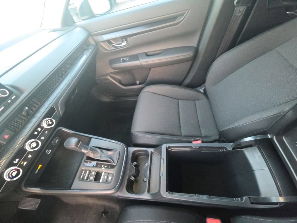 Certified 2025 Honda CR-V LX image 24