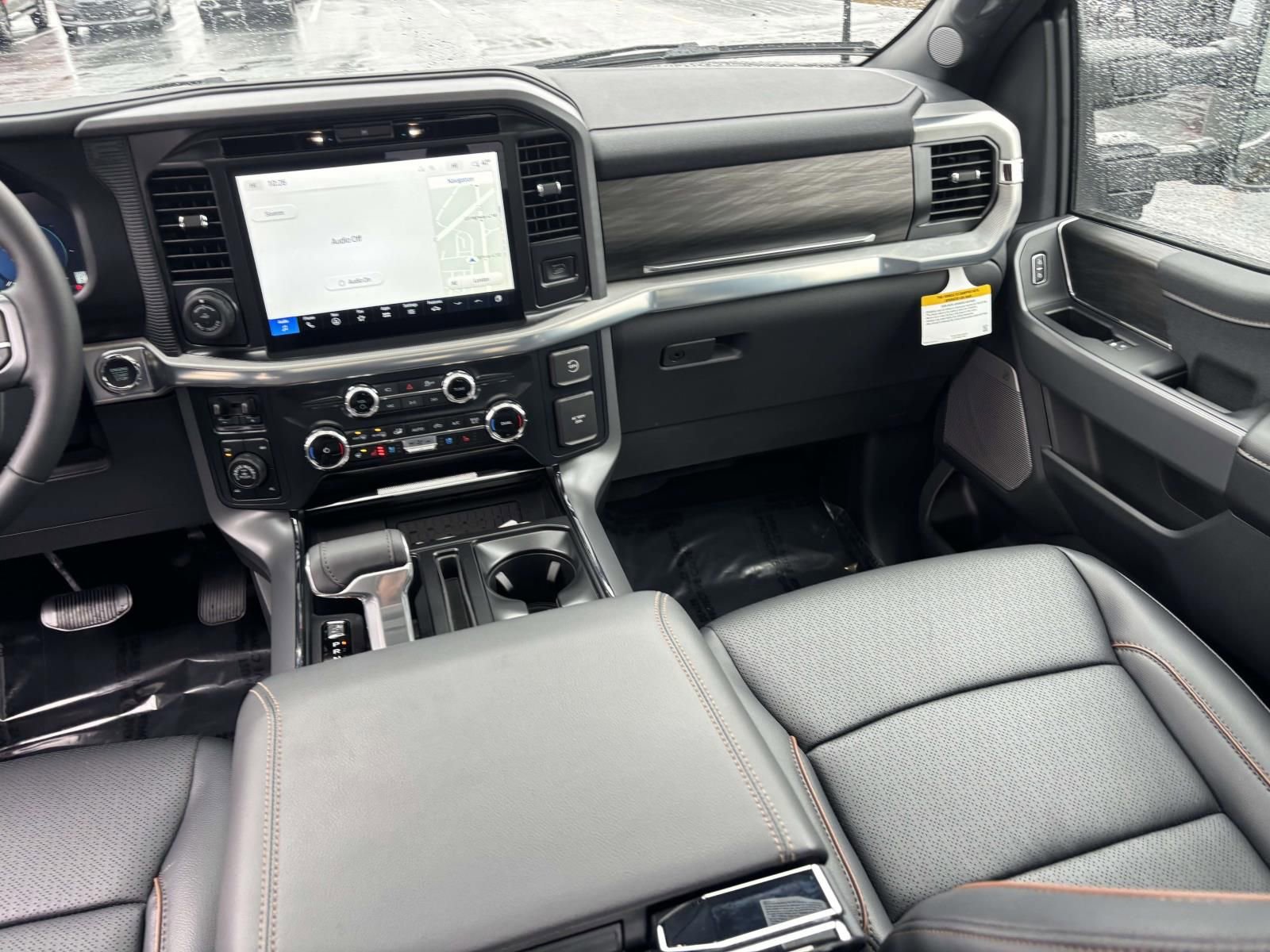 New 2025 Ford F150 Lariat w/ Equipment Group 502A High image 33