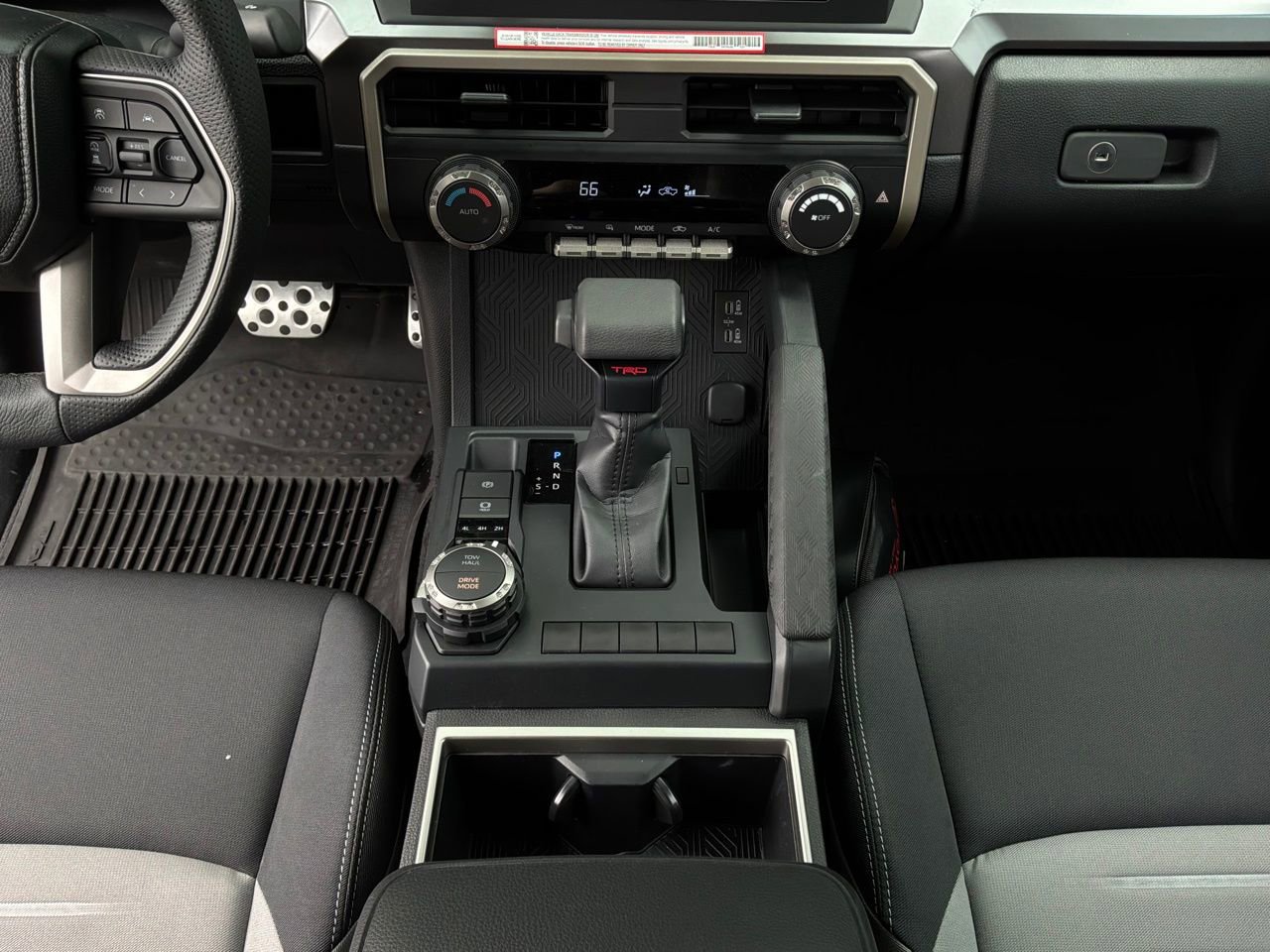 Used 2025 Toyota Tacoma TRD Sport image 13