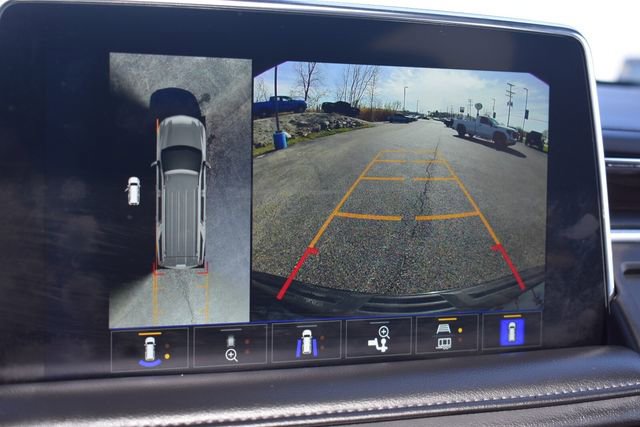 Used 2023 Chevrolet Suburban Z71 w/ Z71 Off-Road Package image 35