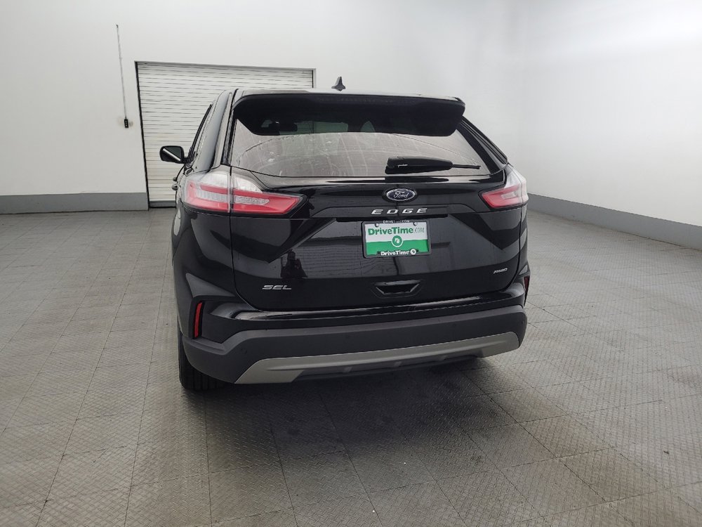 Used 2024 Ford Edge SEL image 6