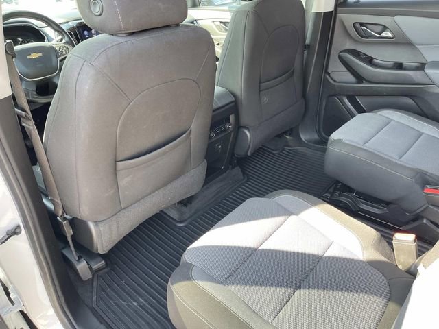 Used 2020 Chevrolet Traverse LT FWD image 18