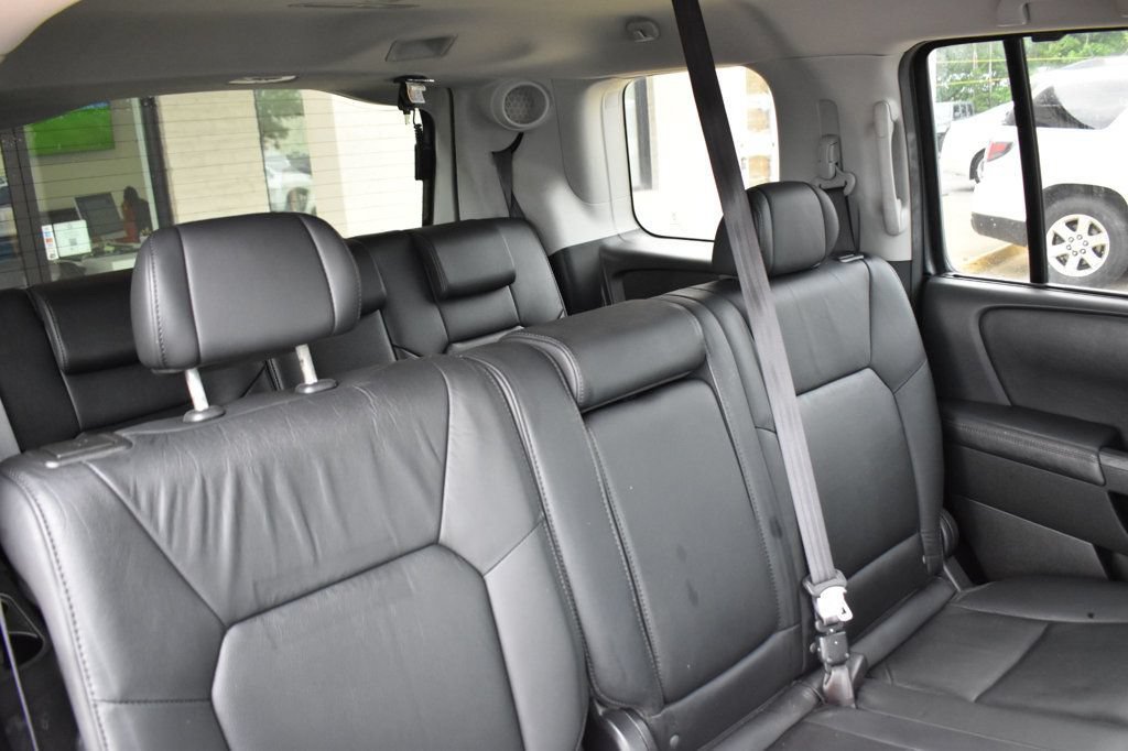 Used 2010 Honda Pilot Touring image 18