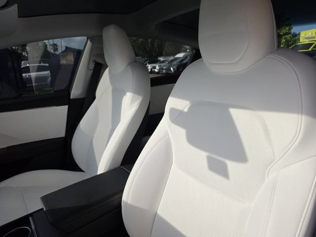Used 2025 Tesla Model 3 Long Range RWD image 19