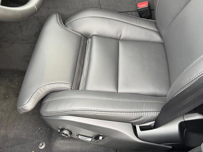 New 2026 Volvo XC60 T8 Ultra w/ Climate Package AWD/4WD image 11