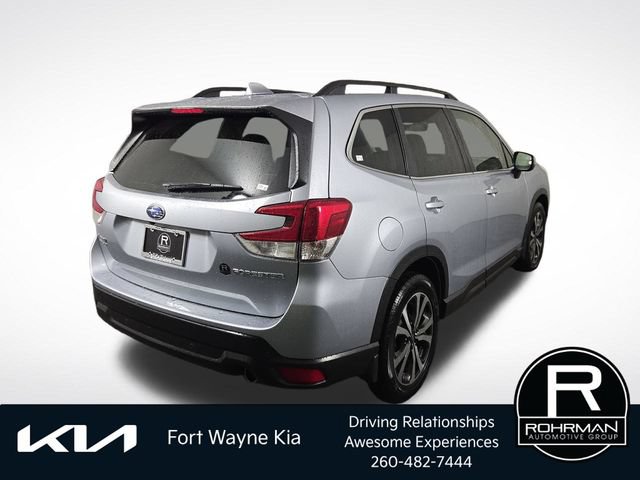 Used 2020 Subaru Forester Limited AWD/4WD image 8