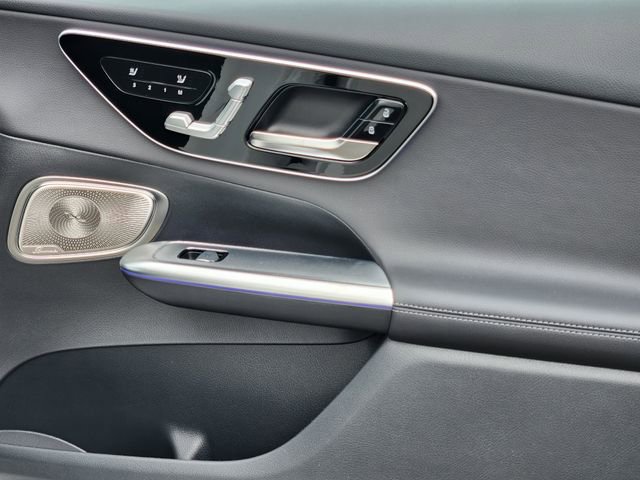 New 2026 Mercedes-Benz GLC 300 4MATIC image 17