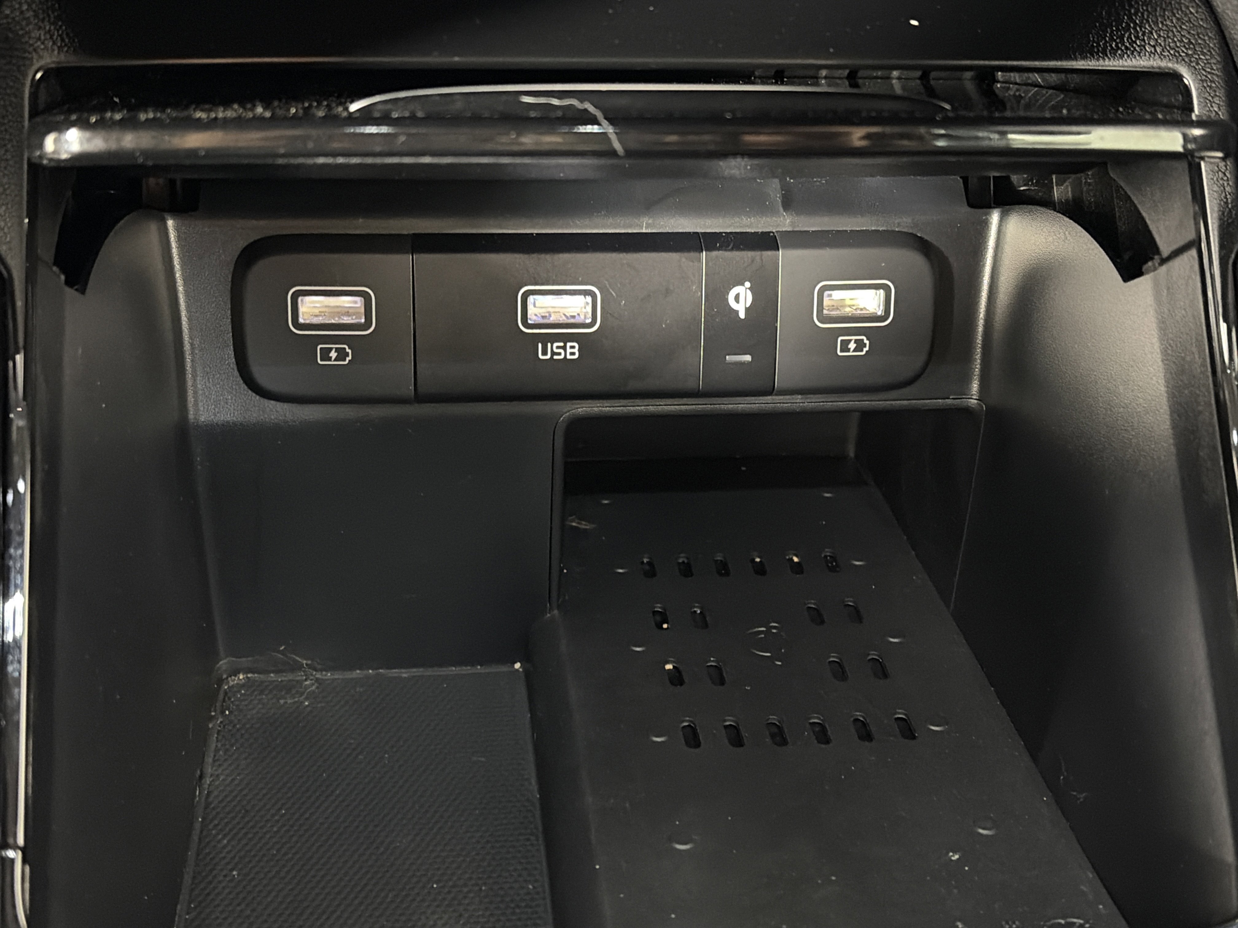 Used 2023 Kia Sorento SX Prestige image 27