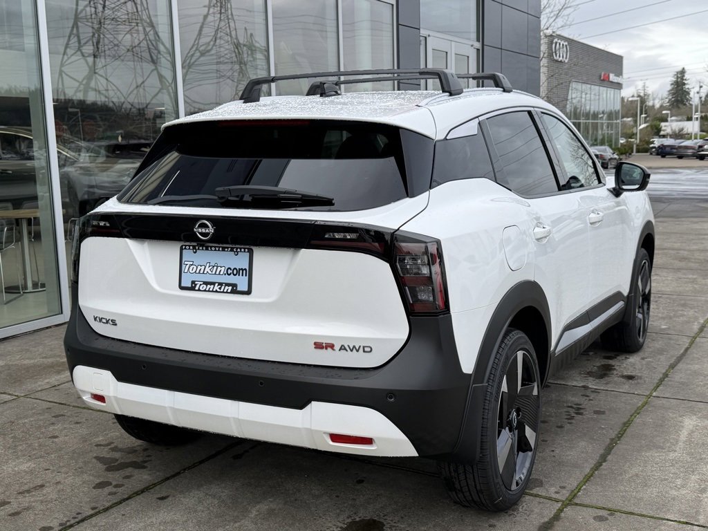New 2026 Nissan Kicks SR w/ Cold Weather Package image 7