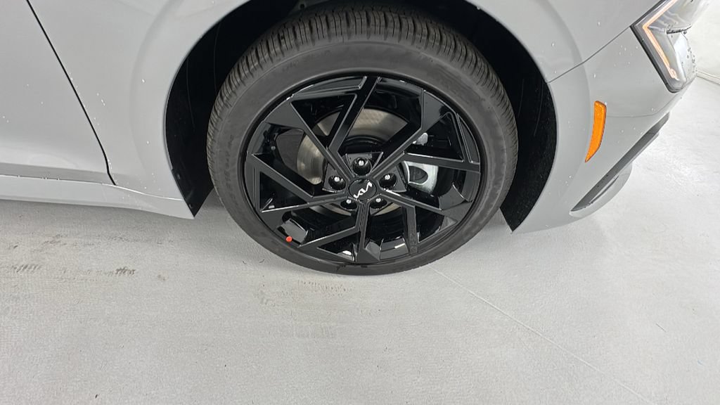 New 2026 Kia K5 GT-Line w/ GT-Line Premium Package FWD image 9