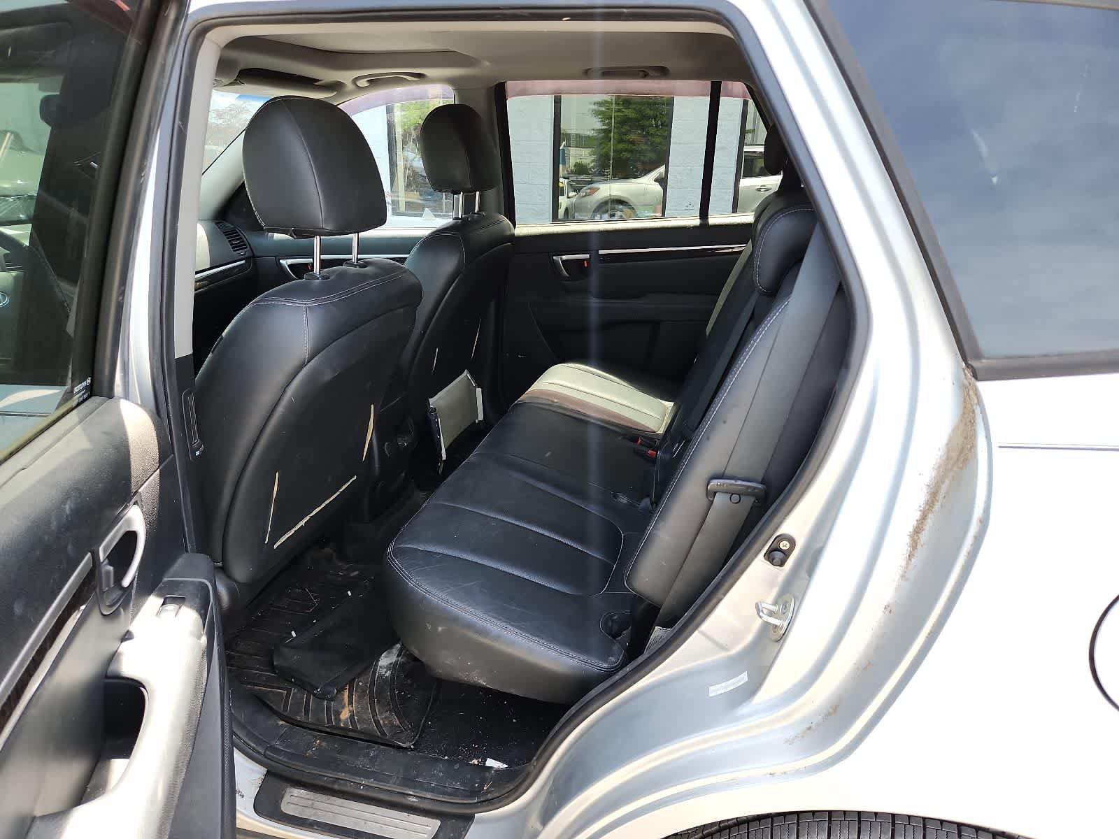 Used 2009 Hyundai Santa Fe Limited FWD image 26