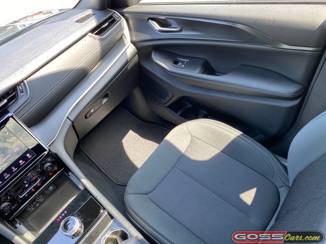 New 2026 Jeep Grand Cherokee Laredo X AWD/4WD image 15