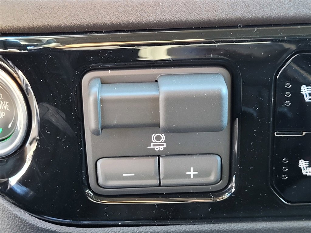 New 2026 GMC Sierra 2500 SLE w/ SLE Value Package; image 16