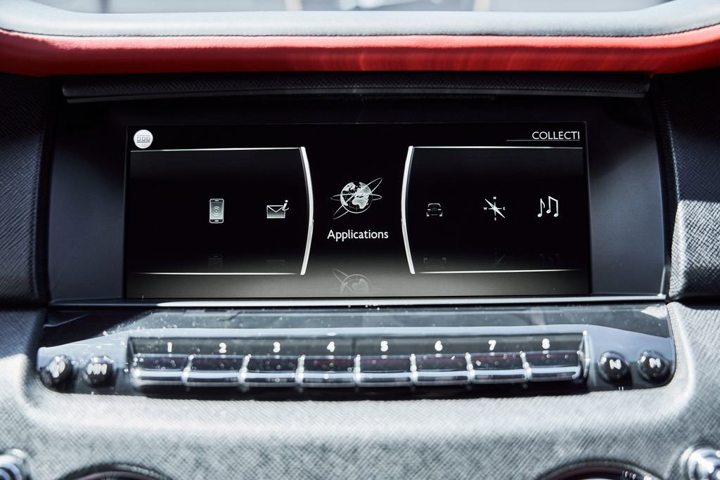 Used 2024 Rolls-Royce Cullinan Black Badge w/ Dark Exterior Package AWD/4WD image 82