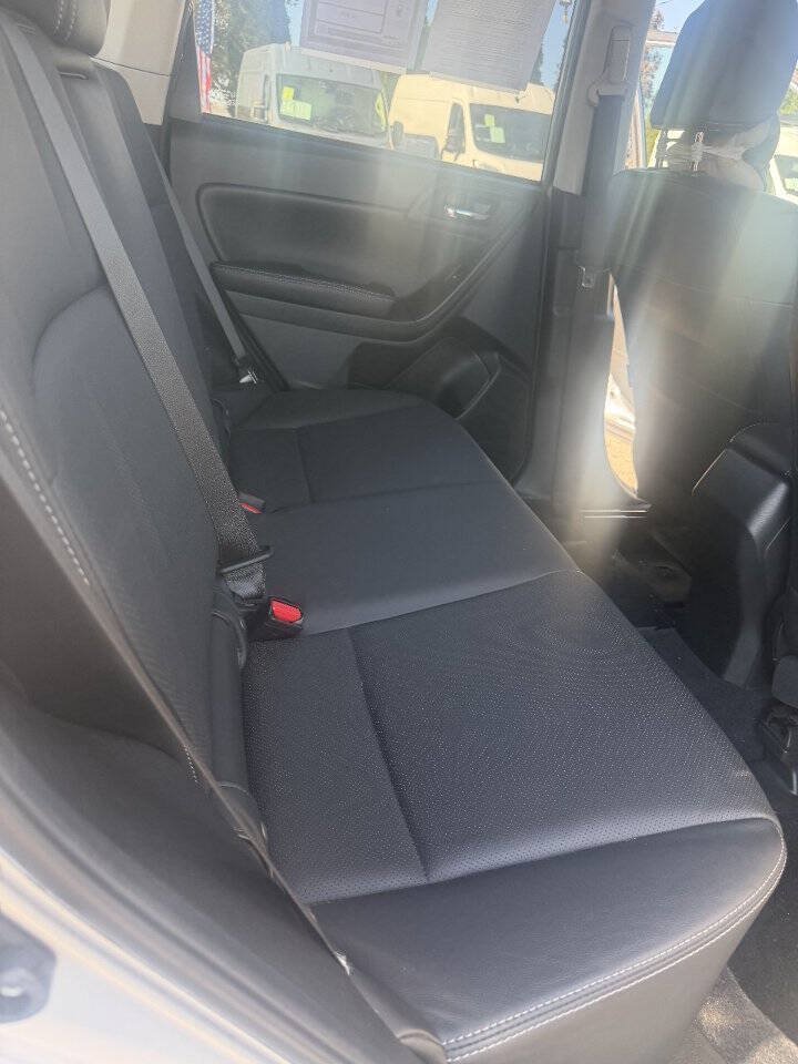 Used 2014 Subaru Forester 2.5i Limited AWD/4WD image 16