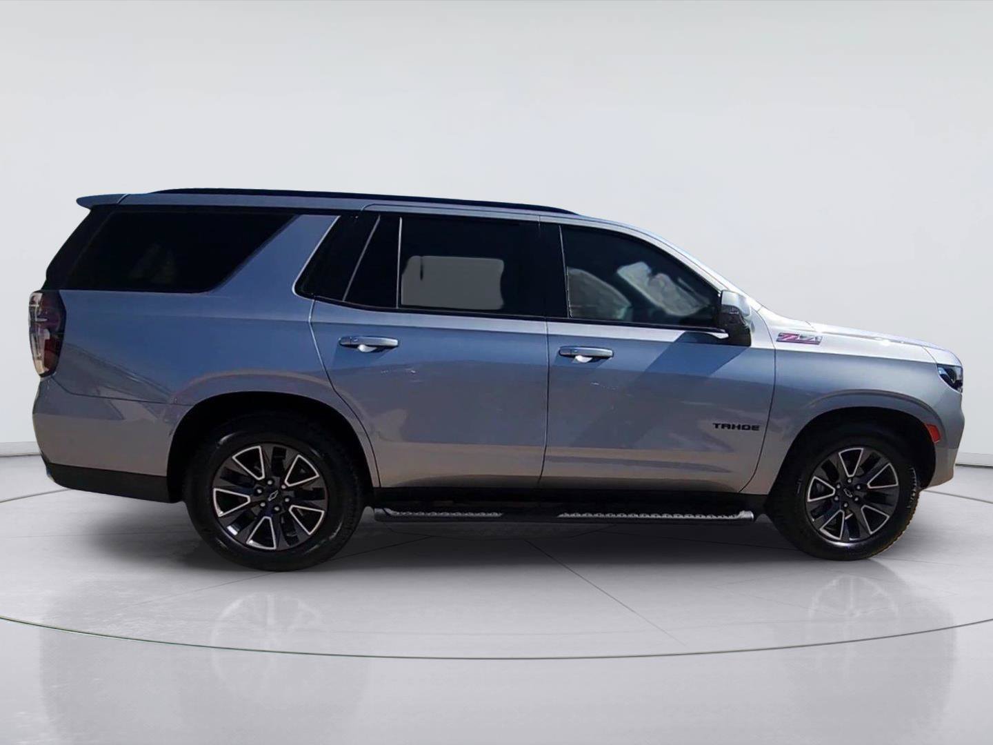 Certified 2023 Chevrolet Tahoe Z71 w/ Z71 Off-Road Package AWD/4WD image 9