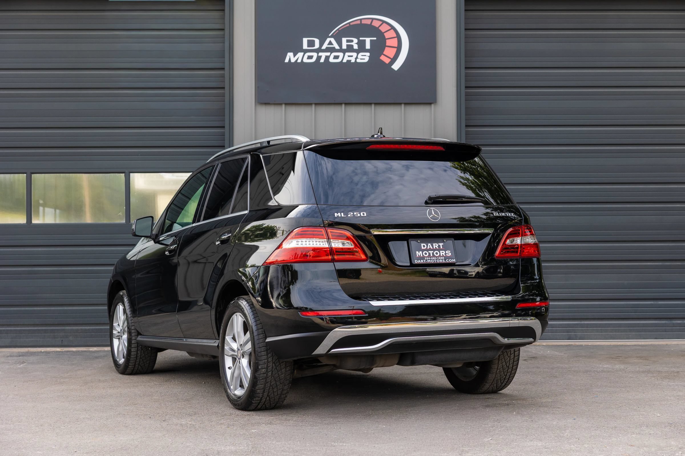 Used 2015 Mercedes-Benz ML 250 BlueTEC 4MATIC image 5