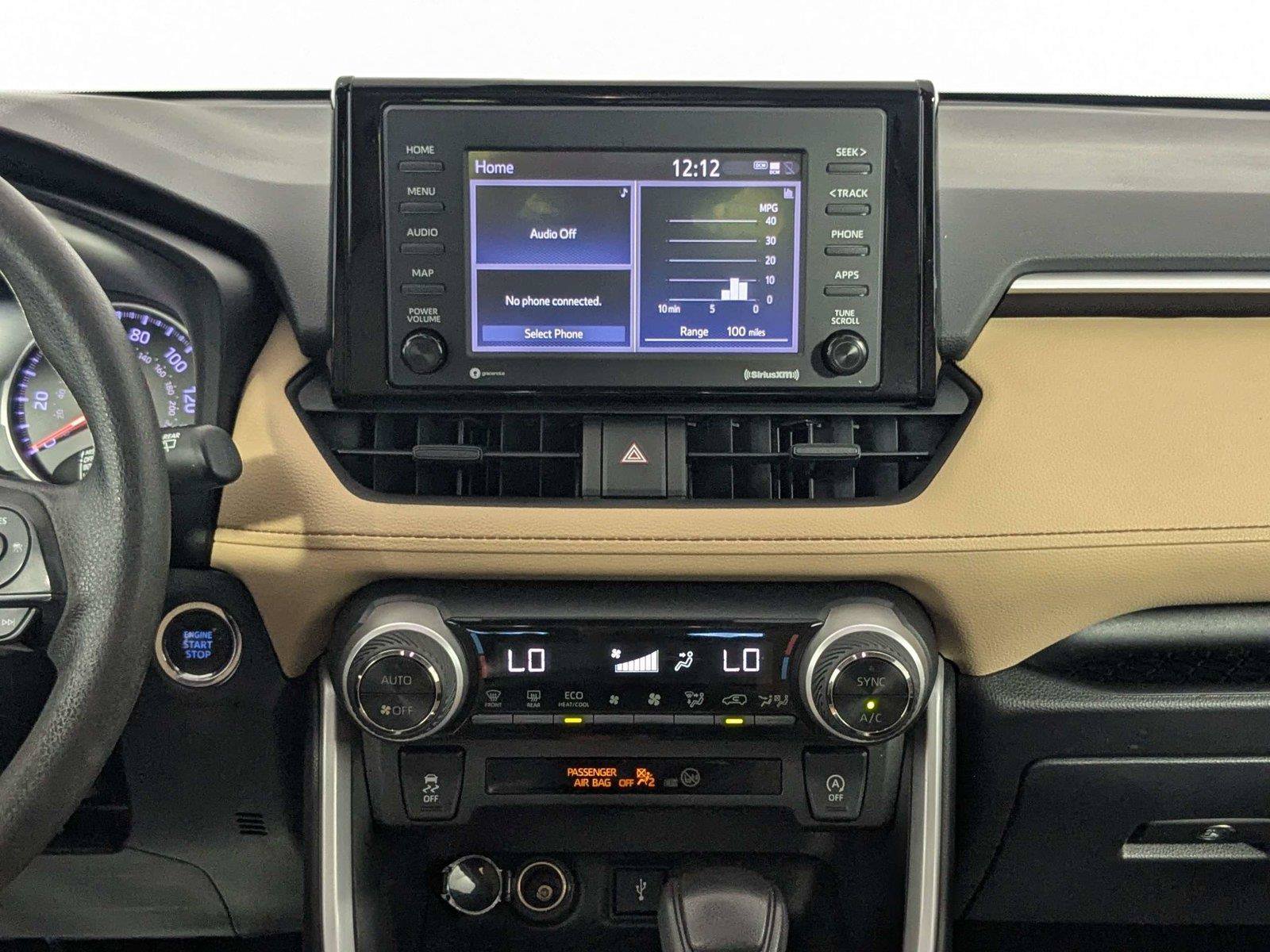 Certified 2022 Toyota RAV4 XLE FWD image 40