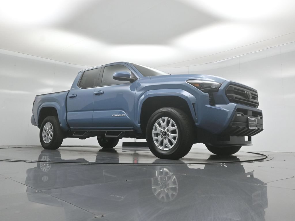 Used 2026 Toyota Tacoma SR5 AWD/4WD image 45