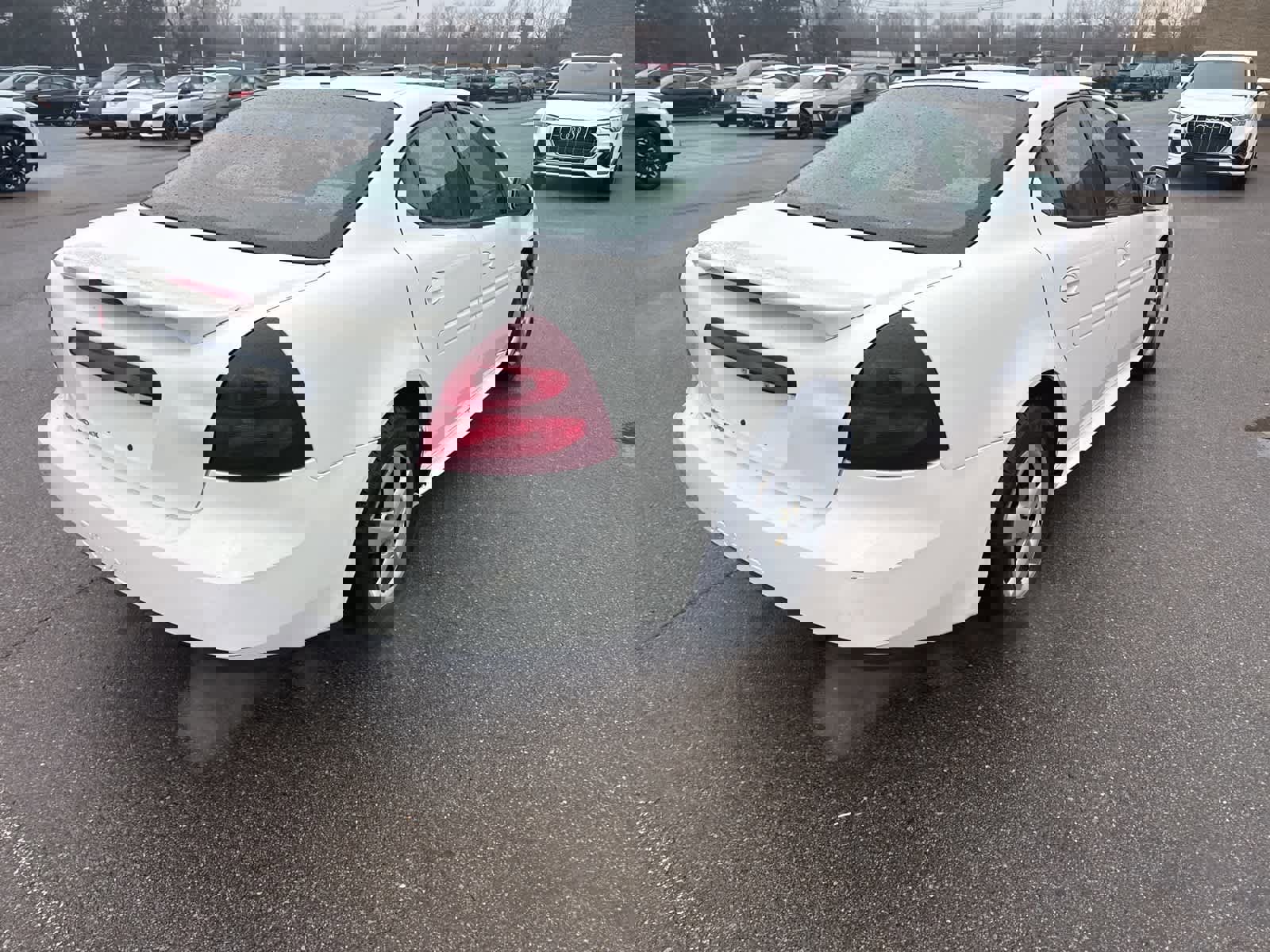 Used 2008 Pontiac Grand Prix w/ Premium Package image 17