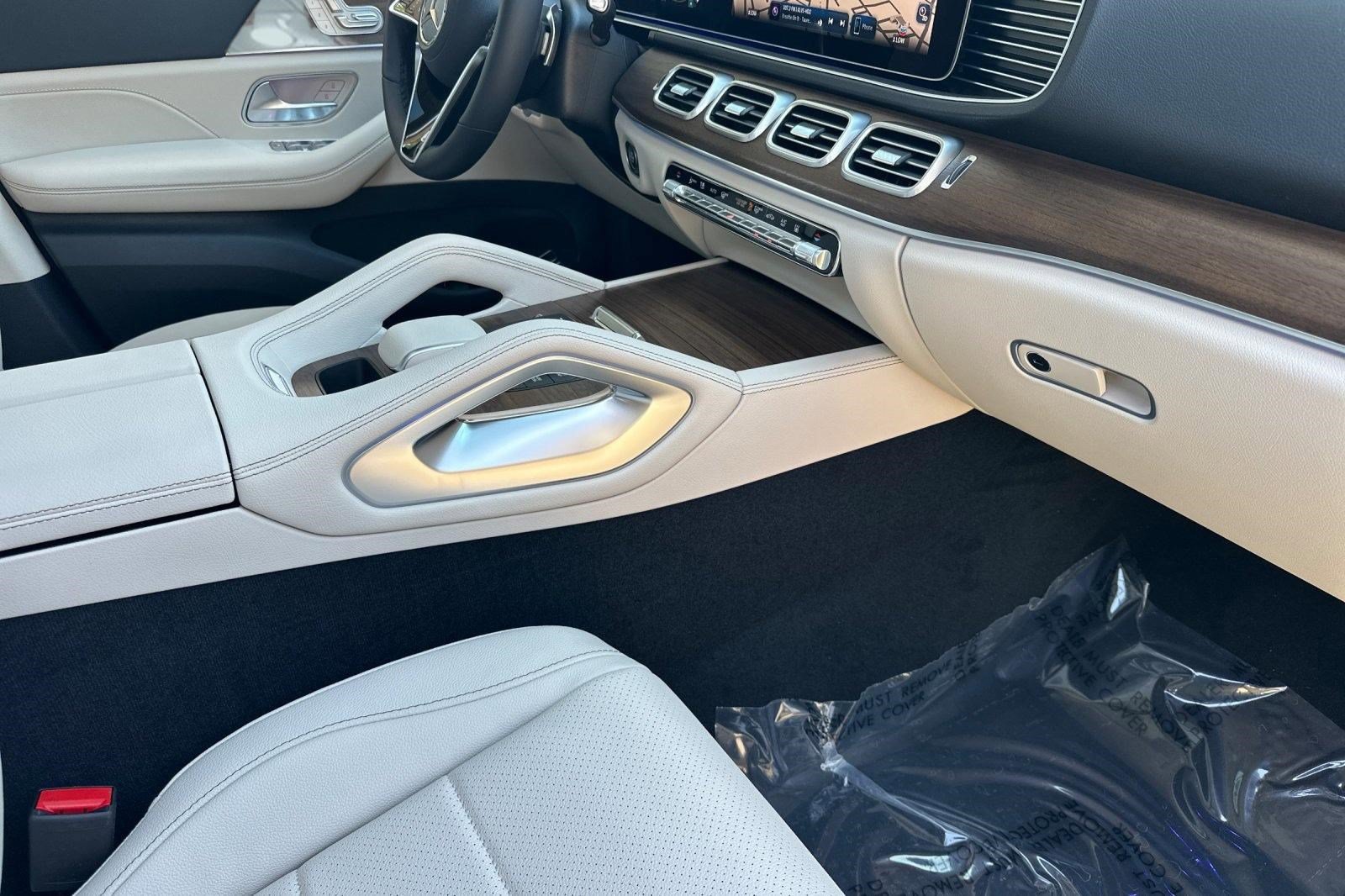 New 2026 Mercedes-Benz GLE 450e 4MATIC image 26