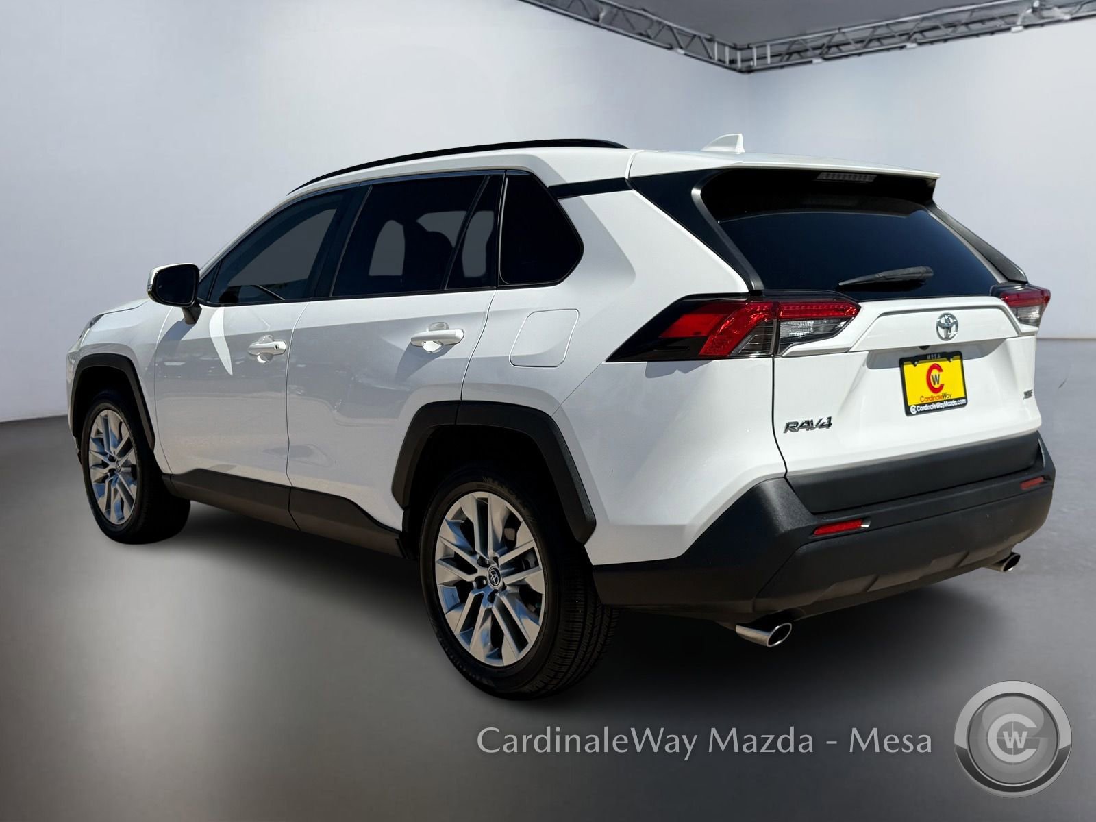 Used 2019 Toyota RAV4 XLE Premium w/ Cold Weather Package image 7