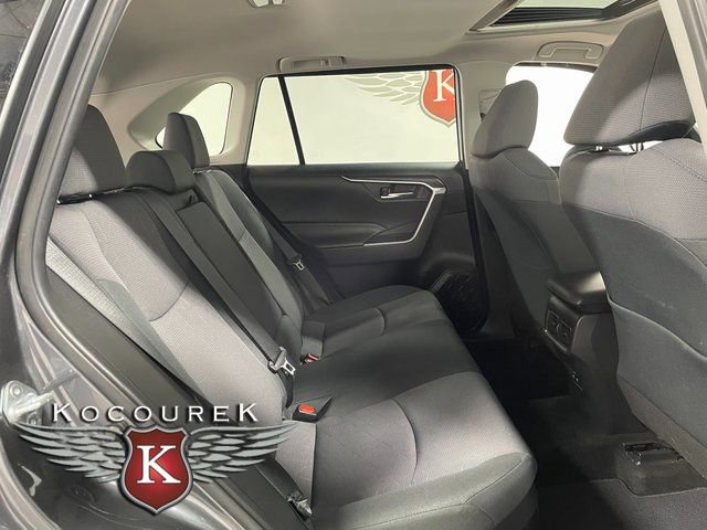 Used 2019 Toyota RAV4 XLE w/ Convenience Package AWD/4WD image 22