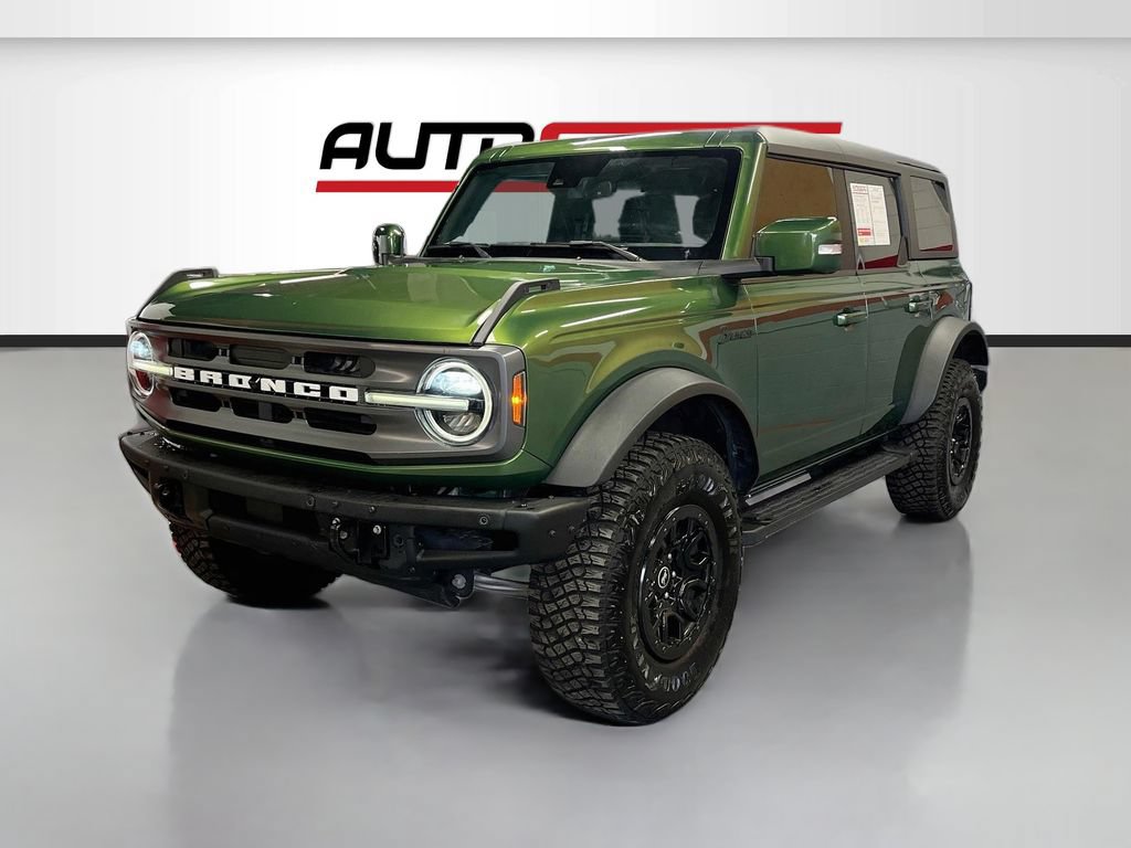 Used 2022 Ford Bronco Outer Banks w/ Sasquatch Package AWD/4WD image 3