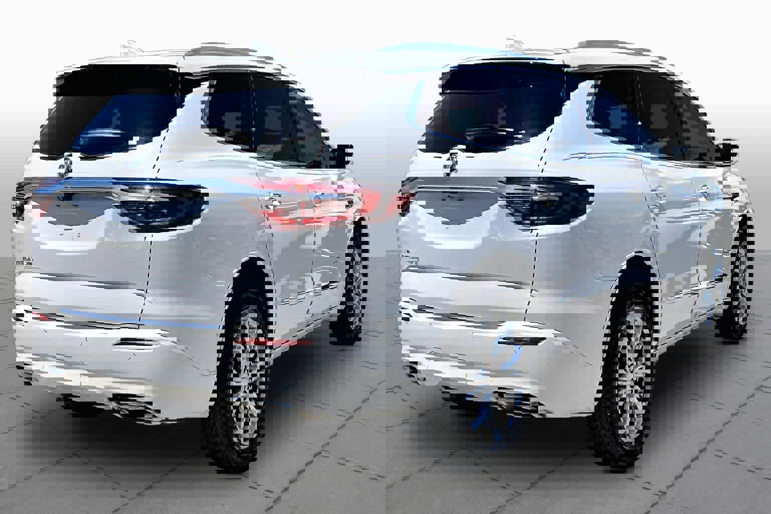 Used 2021 Buick Enclave Avenir w/ Avenir Technology Package FWD image 13