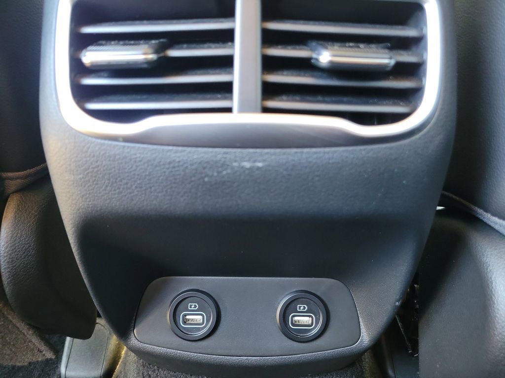 Used 2023 Hyundai Santa Fe XRT w/ Winter Weather Package image 12